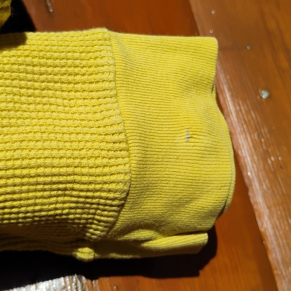 β Old Navy YELLOW & NAVY THERMAL LONG SLEEVE VINTAGE SHIRT Sz LG/XL - Picture 5 of 16